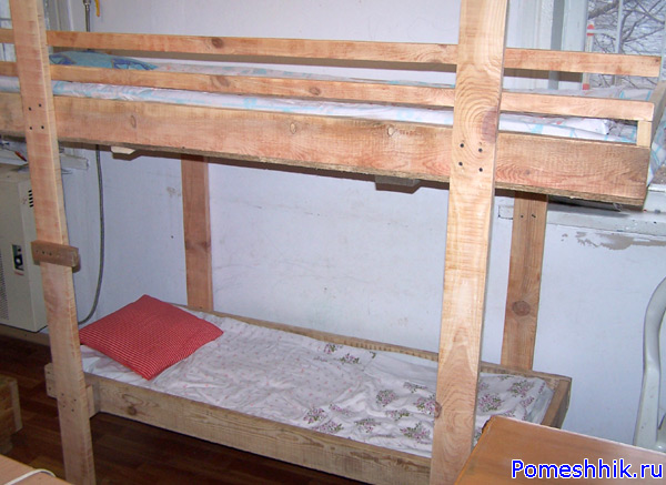 детская двухярусная кровать